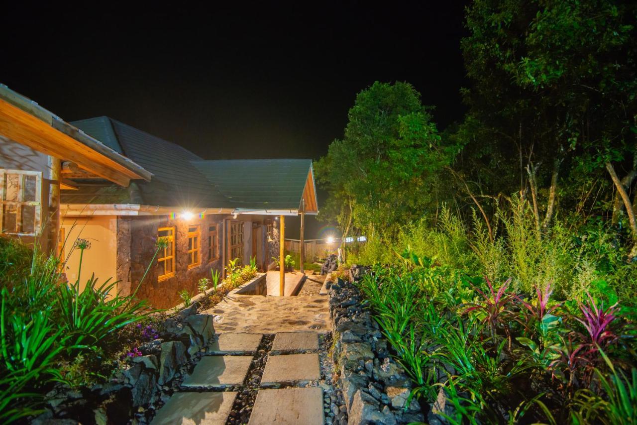 Gorilla Leisure Lodge Kisoro Ngoại thất bức ảnh