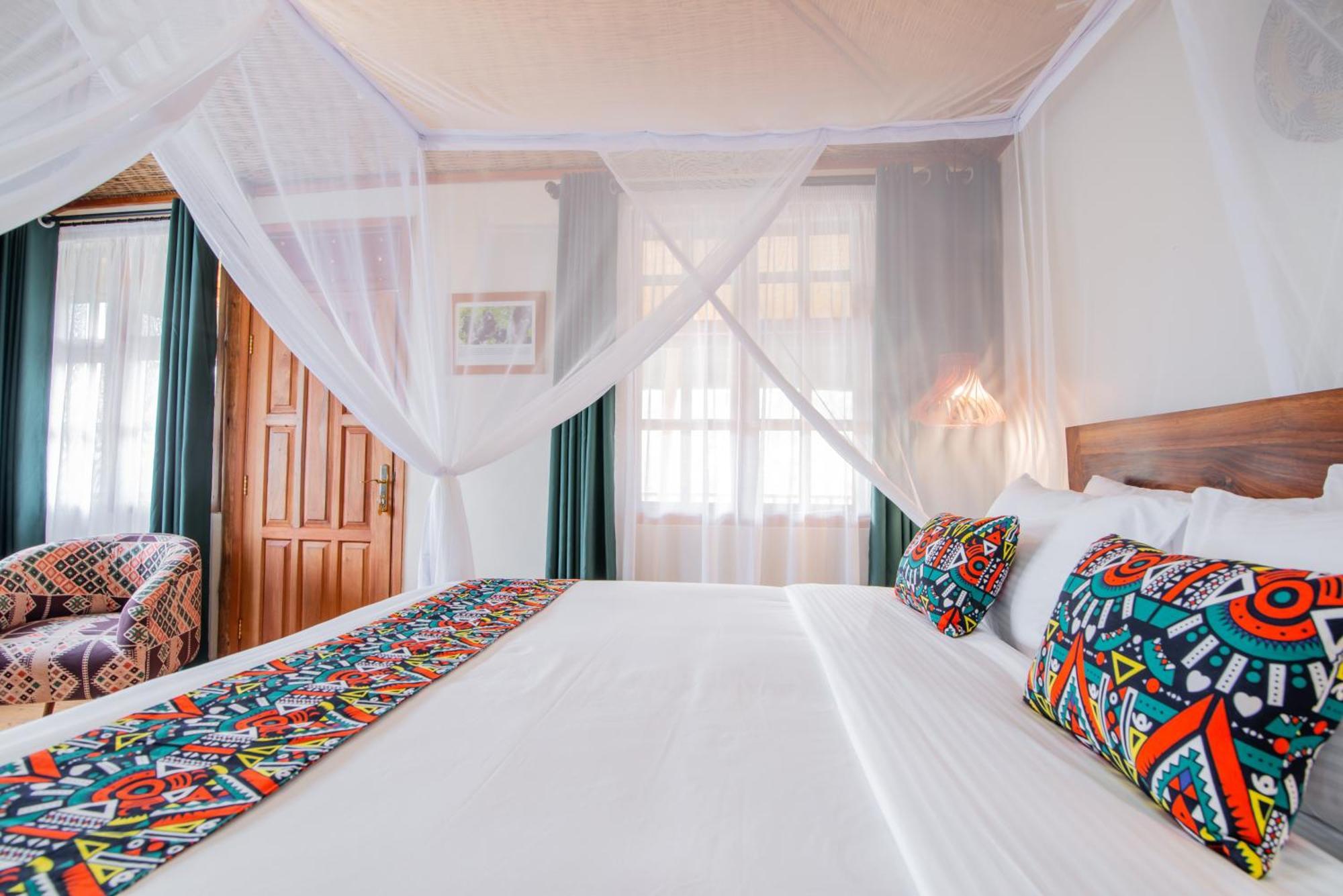 Gorilla Leisure Lodge Kisoro Ngoại thất bức ảnh